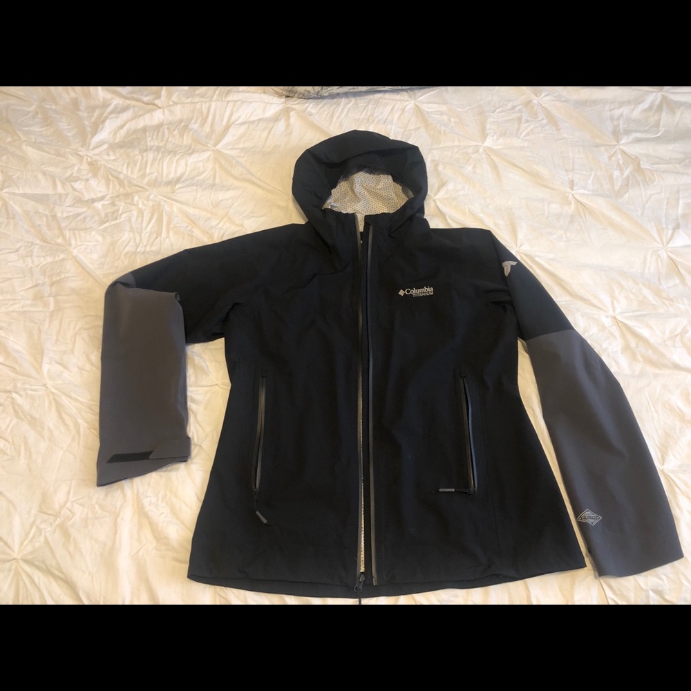 Black Columbia Titanium shell